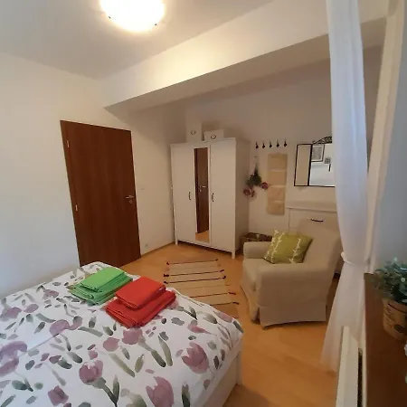 Apartmán Apartman Severan Dva Balkony Garaz *
