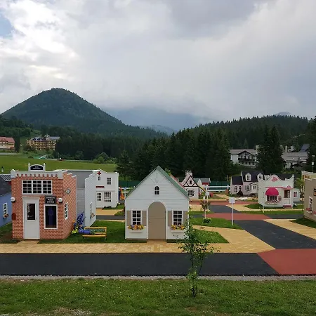 Apartmán Apartman Severan Dva Balkony Garaz *